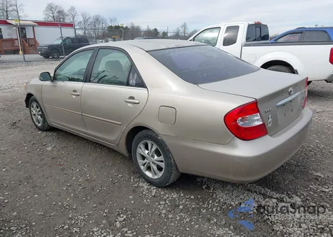 2004 Toyota Camry Le V6 from USA, damaged, VIN 4T1BF30KX4U063885